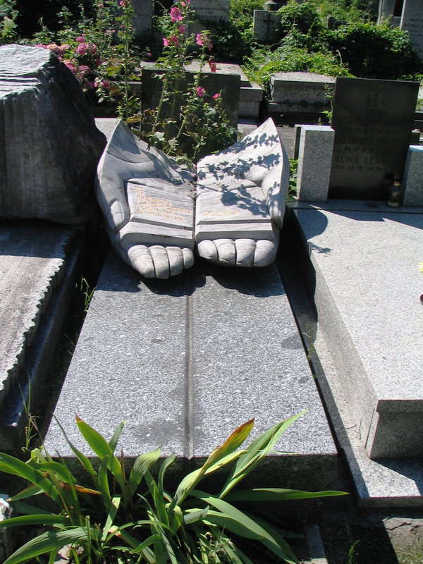 Nagrobek_Grób_Kazimiera_Illakowiczowna