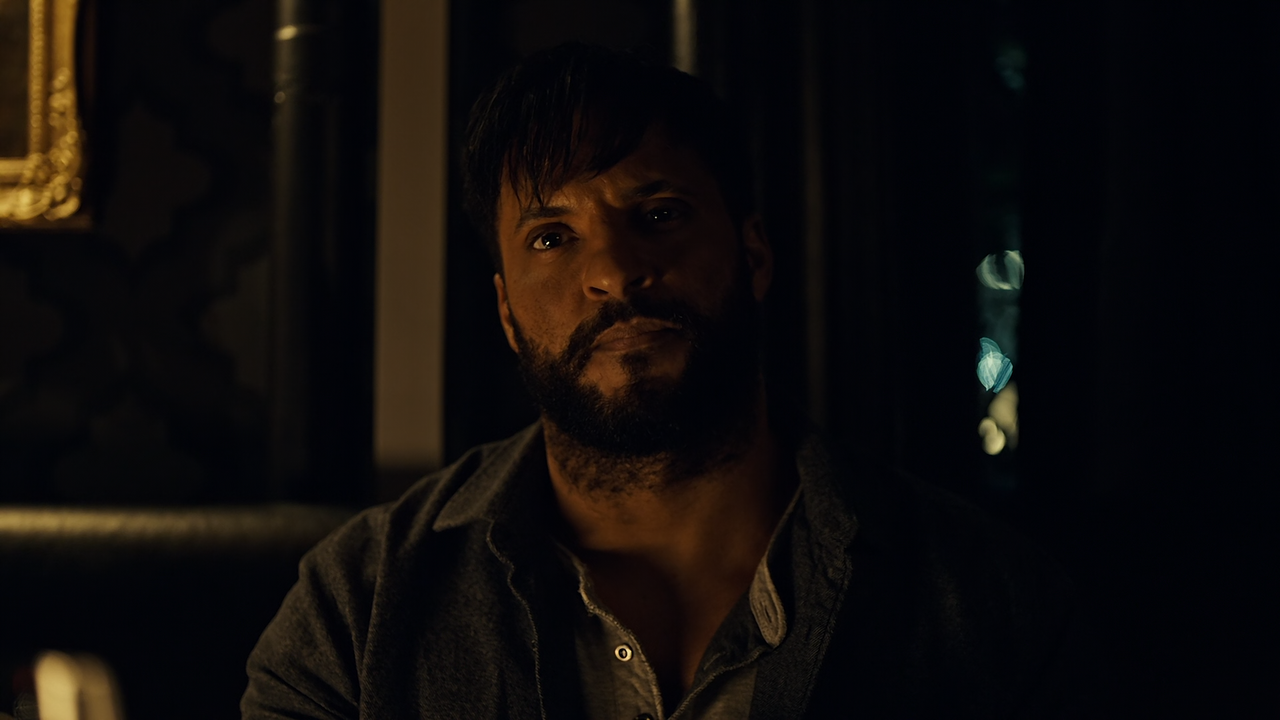 American.Gods.S03E05.Sister.Rising.1080p.10bit.AMZN.WEB-DL.DDP5.1.HEVC-Vyndros.mkv_snapshot_21.29_[2