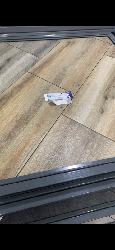 38A871AF-CA66-494E-930D-4530FDF9995C