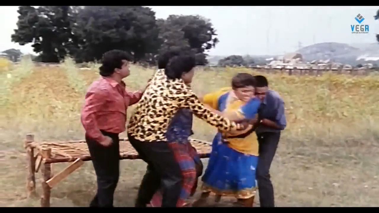 Dolly Minhas Palviahgam Avi - Villains Troubles a Women_4MxpygcjgQs.mp4_20220519_114840.811