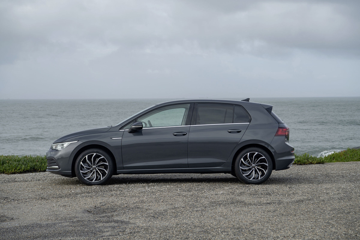 DB2019AU01997_overfull