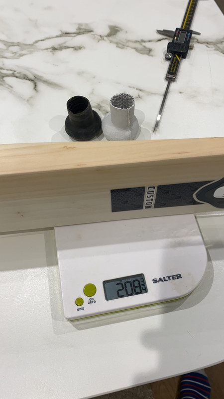 D0F2B258-04A3-4CC5-8684-C842B2C0FA2A