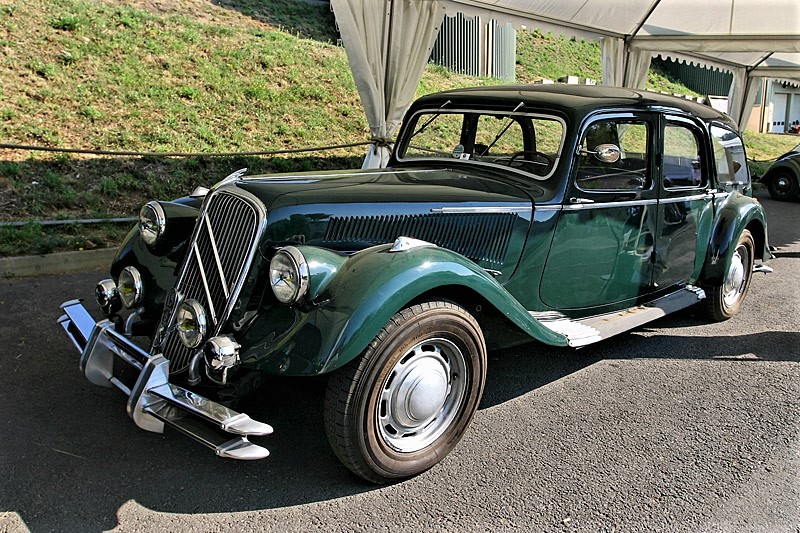 15 Six 51 Vauxhall Nico 3