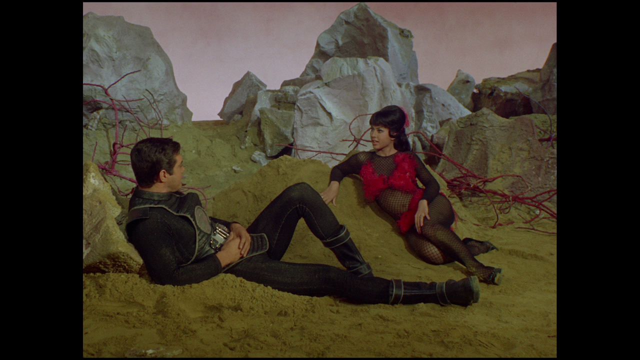 vlcsnap 2025 12 21 17h35m54s740