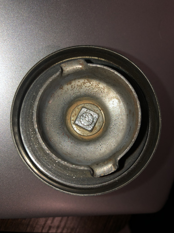 AF607137-7B90-4998-A1D7-2B04D3728A2C