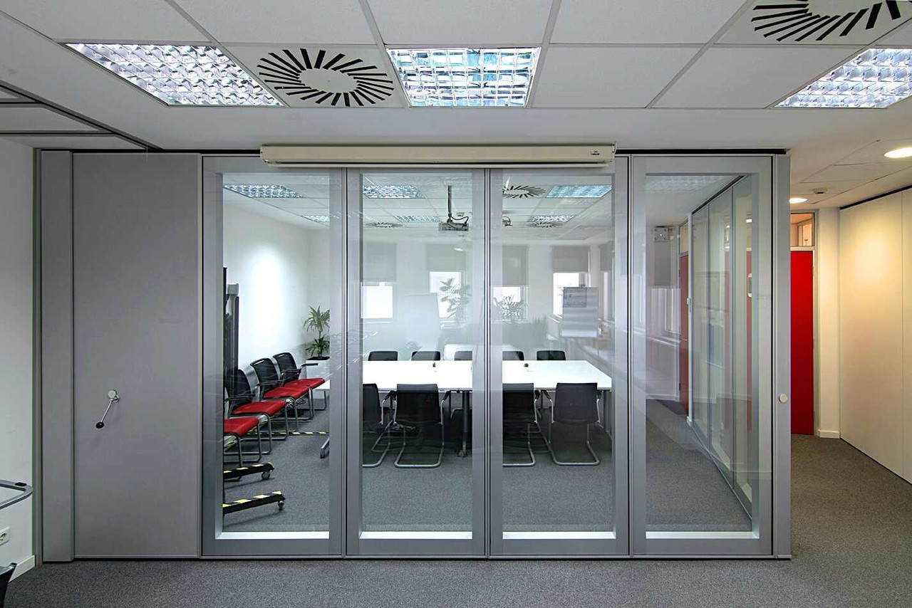 pokretno pregradni stakleni zvukoizolovani zid