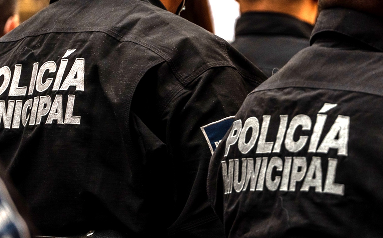 Falsos policías son capturados, tenían armamento y droga en su poder