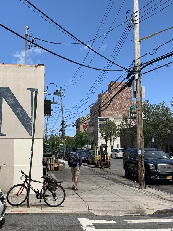 EA3CE1F6-7165-4BE1-A306-F9E4272843BD