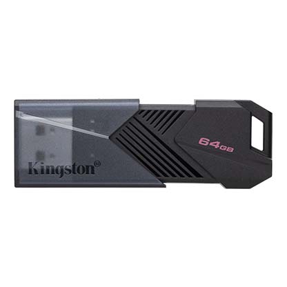 Memoria USB Kingston Exodia Onyx de 64GB con un elegante acabado en negro mate.