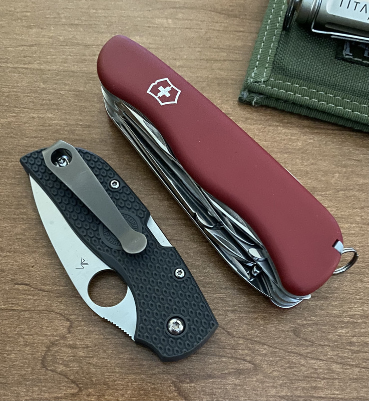 5F57F189-91EE-4EEE-AB18-909A4E008AD0