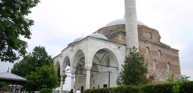 mustafa-pasa-camii-makedonya.jpg