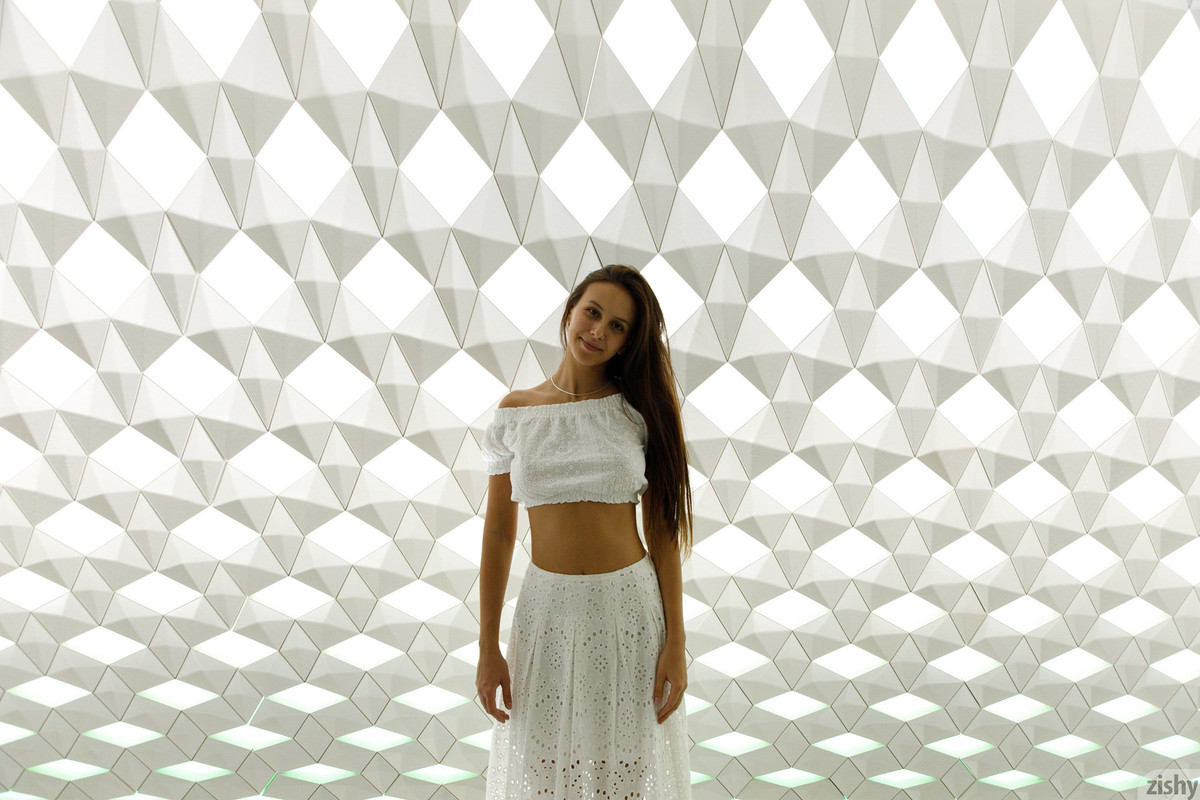 full_046_0918242035253200