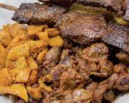 Anticucho con rachi y molleja