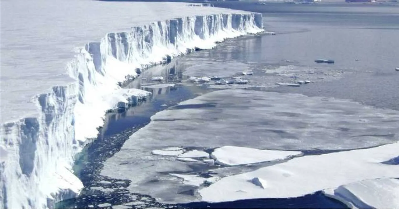 El hielo marino de la Antártida alcanza un mínimo histórico 