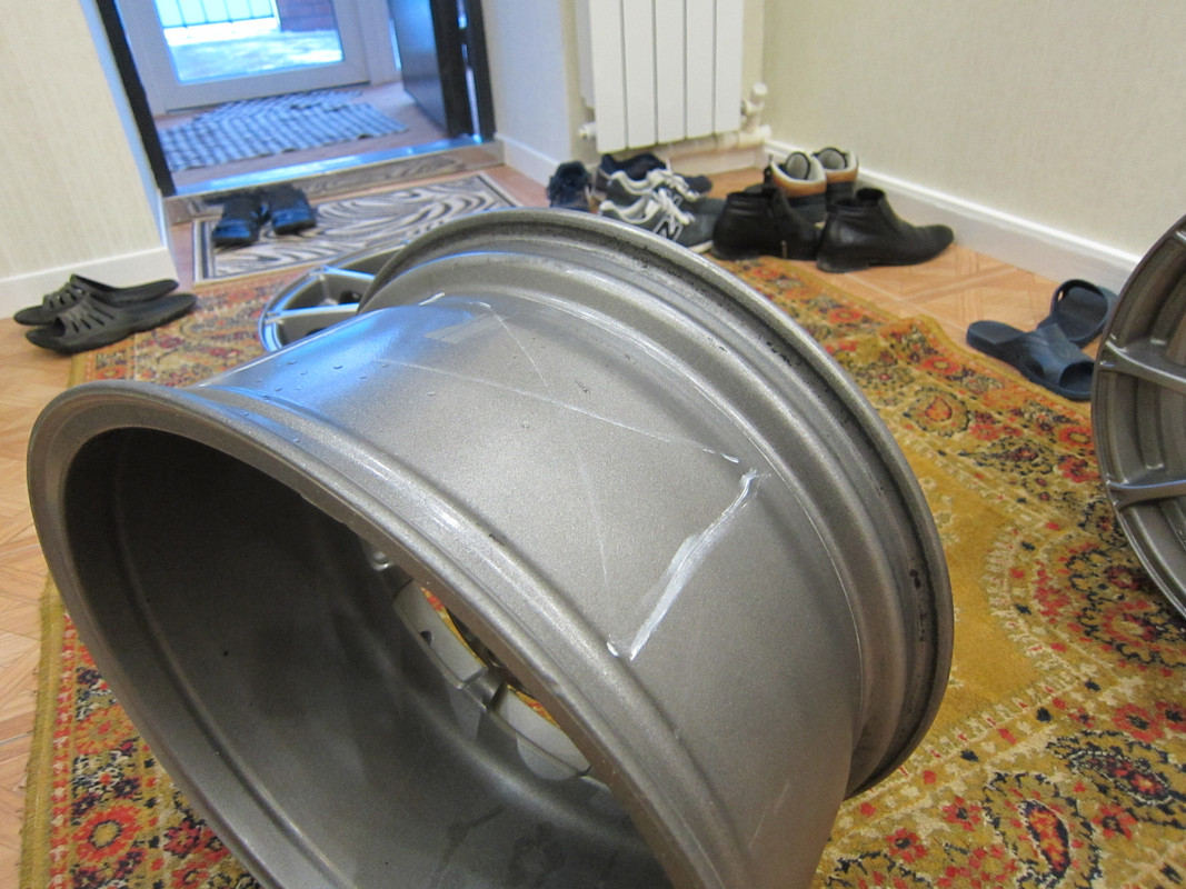 06F6463D-58B8-4CFB-A5F4-9F837CBE0019