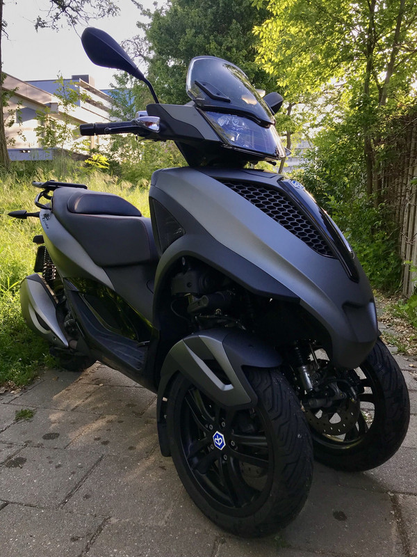 Piaggio MP3 Yourban Sport 300i - Pagina 2 - Scooter Tourclub Nederland