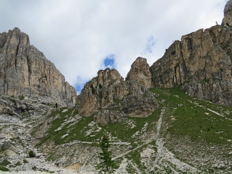 https://i.postimg.cc/jjrhXPr3/141-IMG-2819.jpg