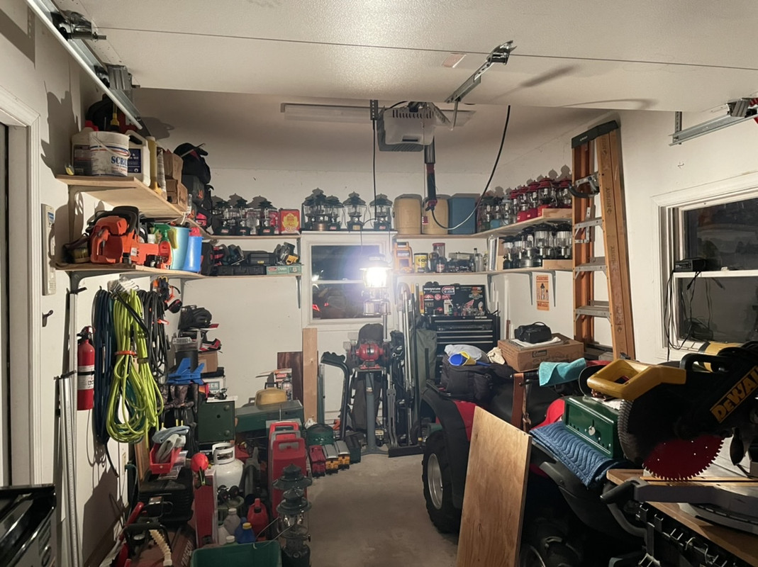 CE5DFC4A-70B8-4230-8421-8DCF3D8CE511