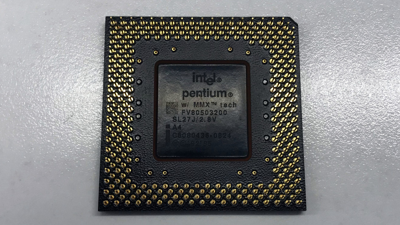 Intel Pentium MMX 200 (A)