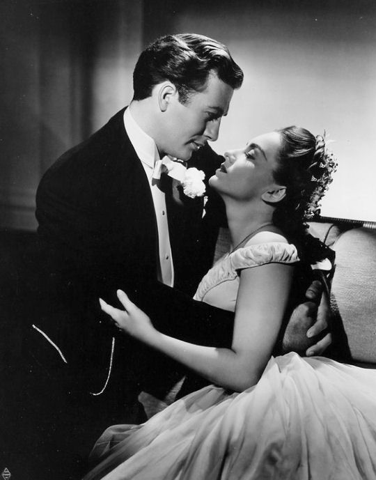 olivia_de_havilland_b98