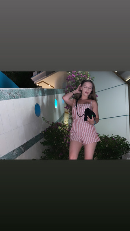 9375BDAB-3083-4CA1-BC2A-6818D6453B84