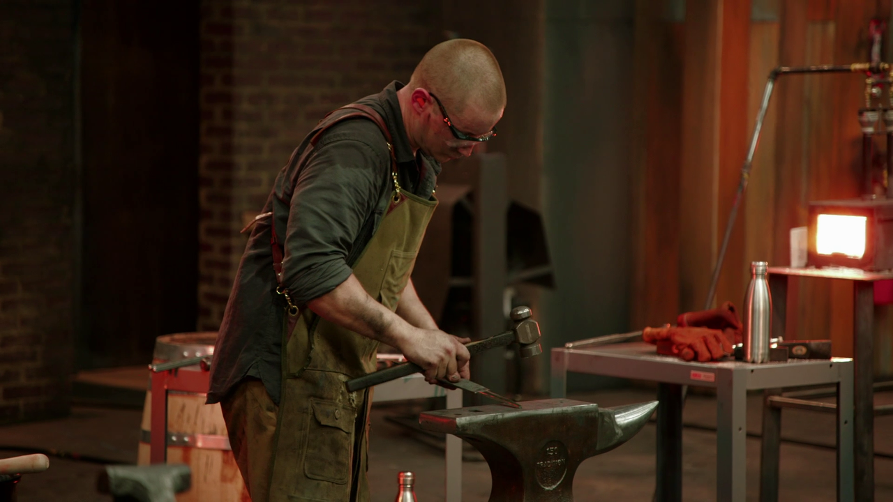 Forged In Fire S01E03 snap 4 - Copy
