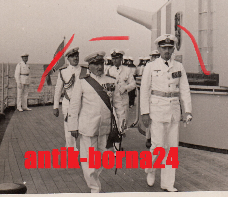 Foto KM Soldat Panzerschiff Deutschland ital. General zu Besuch Italien Kdr G35 (1)