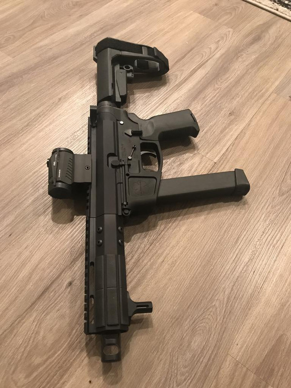 8C8D6FEE-4FE7-42DA-B06A-3EFBE1540D65