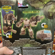 ROTB-Mainline-Beast-Weaponizer-Wheeljack-02