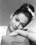 nancy-kwan-b05