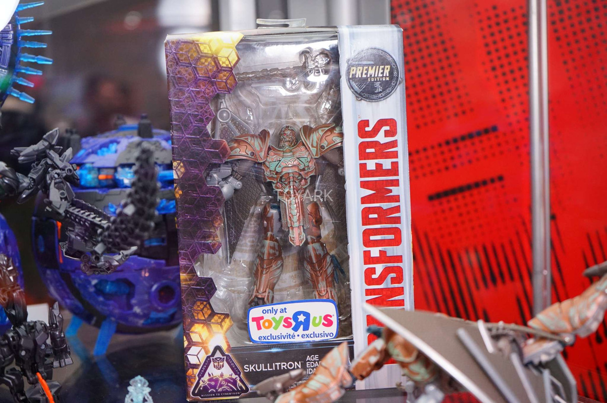 SDCC-2017-Hasbro-Transformers-121