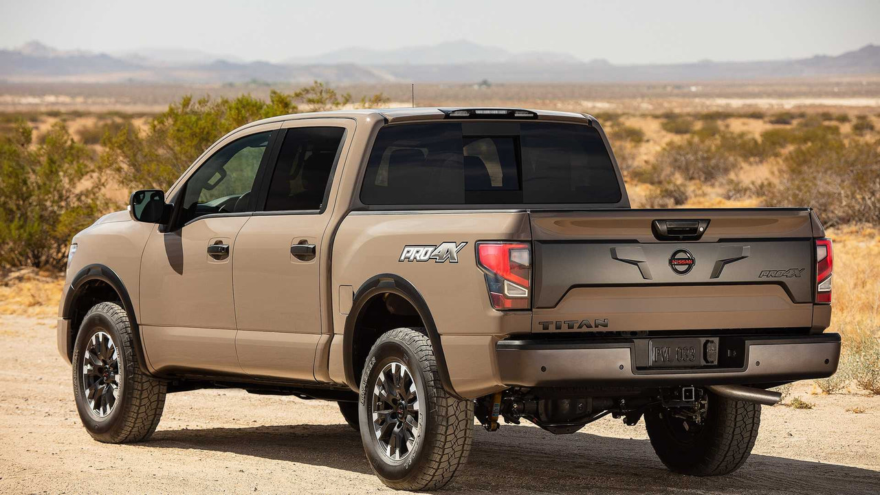 2020 Nissan Titan (12)