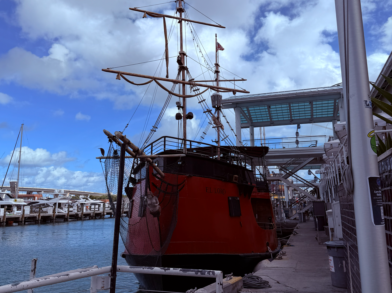 [Image: Bayside-Market-Place-Miami4.png]