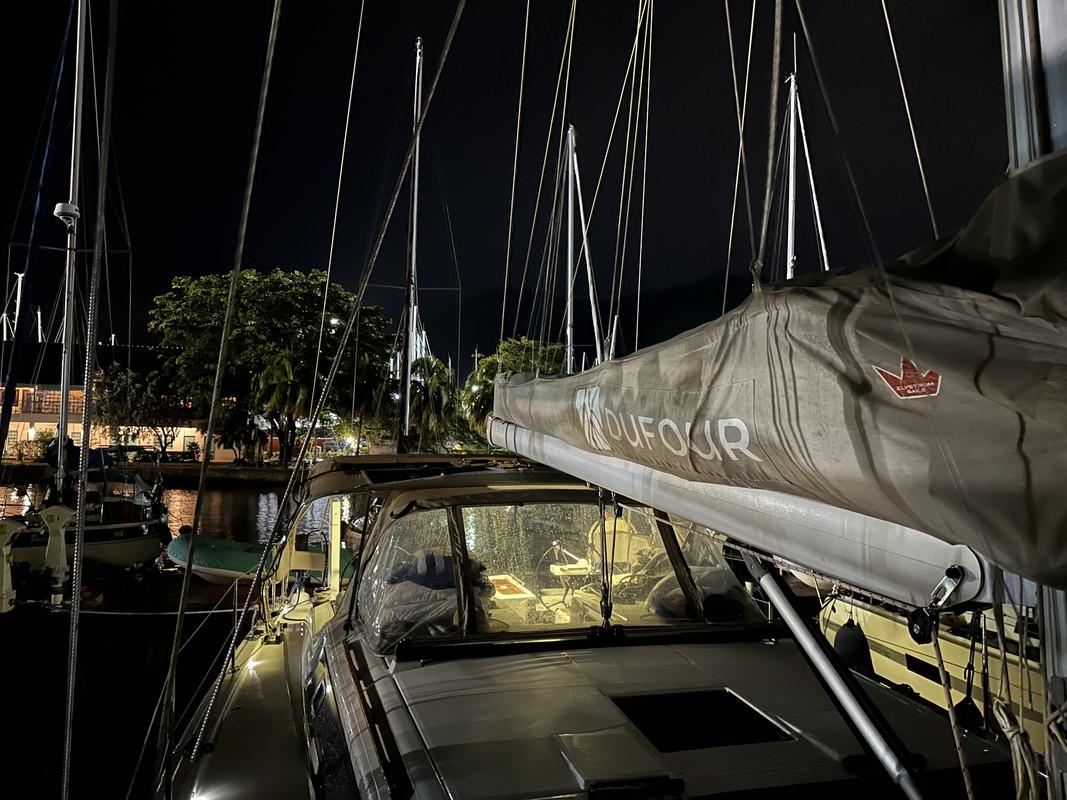 0294FB99-8269-4BDA-91DE-F5EF7A322889