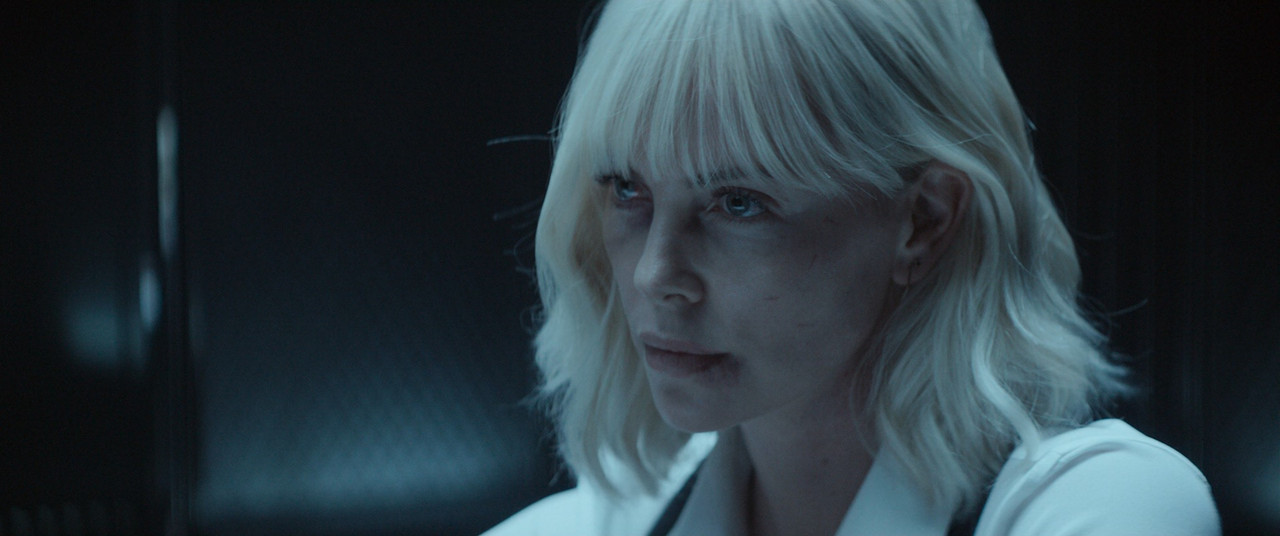 Atomic Blonde 2017 (1080p x265 10bit Tigole).mkv_snapshot_00.30.