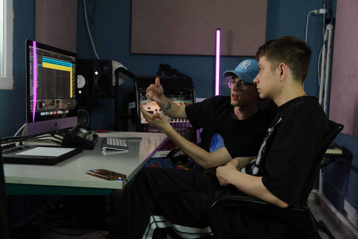 Неделя 1 - Основы диджеинга