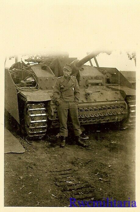 BEST! German Panzerman Posed by Sturmgeschütz Panzer Tank w Skirt Armor!!!(8)