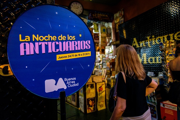 fotolanochedelosanticuarios2
