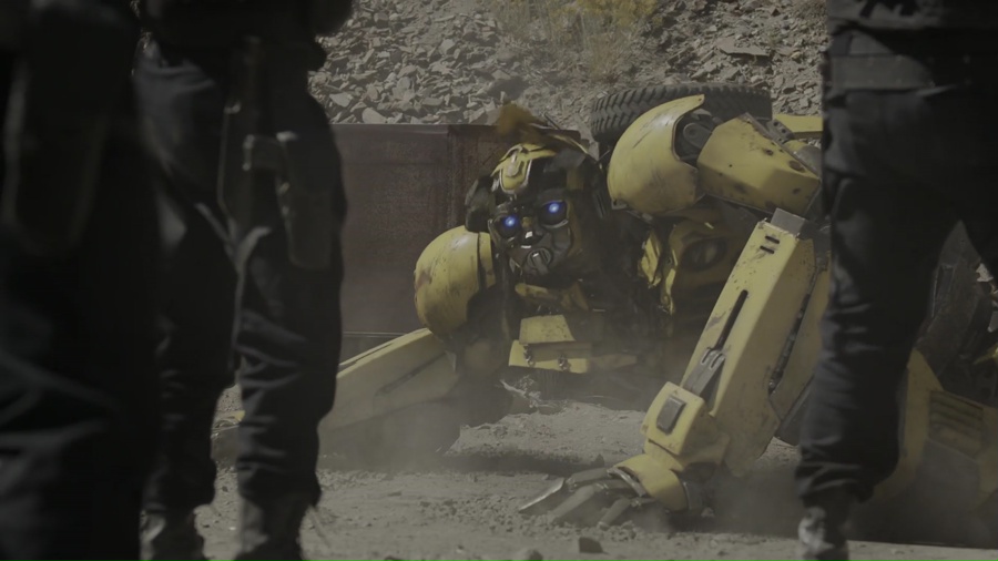 Bumblebee 2018 BluRay [Hindi + Tamil + Telugu + English] 480p, 720p, 1080p ESub Screenshot
