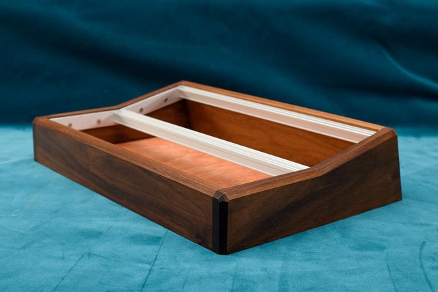 6u-walnut.jpg