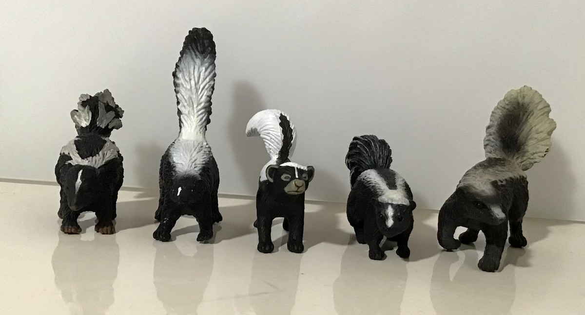 Corrections for Toy Animal Wiki - Page 20 IMG-2074