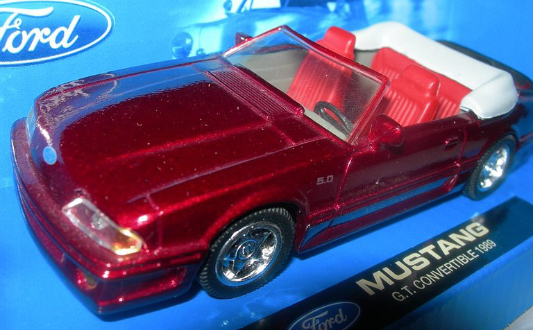 Ford-Mustang GT-Convertible (1989)