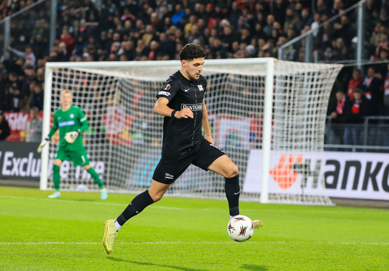 Sturm Graz vs Brann, 03h00 ngày 30/01