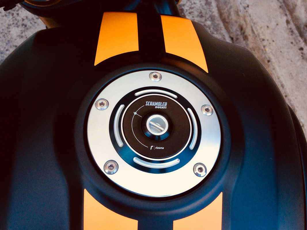 4EABD78E-878E-480A-A1DF-624D9B44749B