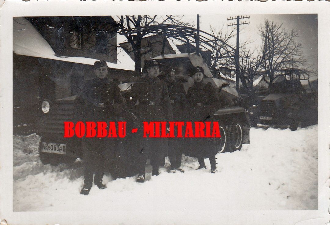 Aufkl.R.6 Sd.Kfz.231 6-Rad Panzerspähwagen Funk 