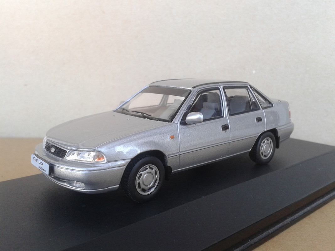 1994 Daewoo Nexia Sedan (Ixo-nº 115 Opel Collection) (3)