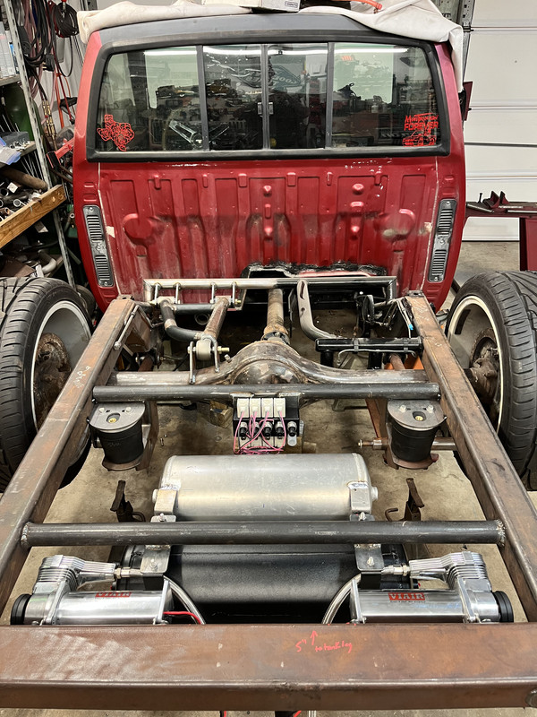 C2BDC552-A6FF-4A27-AF9B-1FB57AE36840