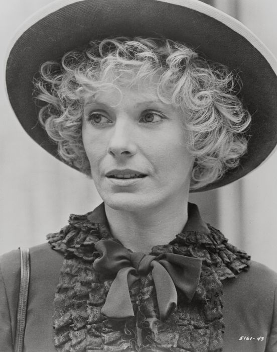 delphine seyrig a53