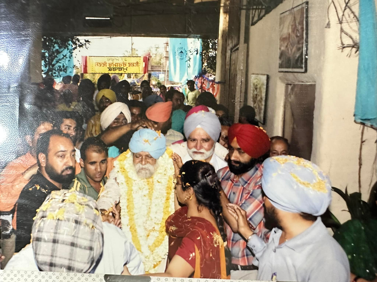 Bhaji Gursharan Singh famously known as Bhai Manna Singh at the Tenth Anniversary of Punjab Naatshala, Amritsar