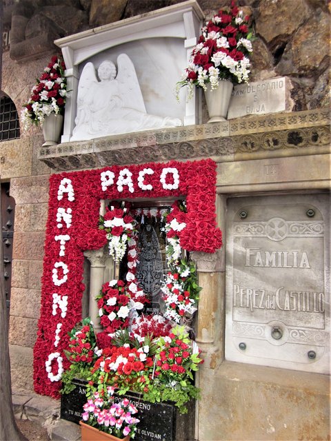 Barcelona y sus pueblos-2014/2016/2017 - Blogs de España - BARCELONA-26-4-2014 (70)